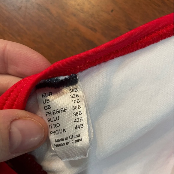 Vibrant Red Bikini Top - Picture 3 of 3